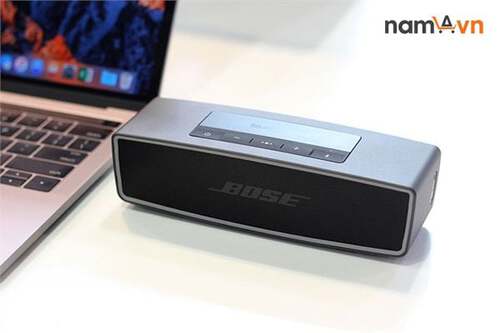 Loa Bose SoundLink Mini Bluetooth II: Thế giới âm nhạc bao la, loa nhỏ gọn.