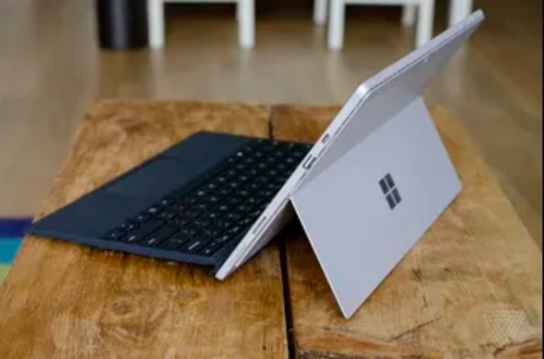 Review Surface Pro 7 Plus: Những nâng cấp phần cứng tuyệt vời.