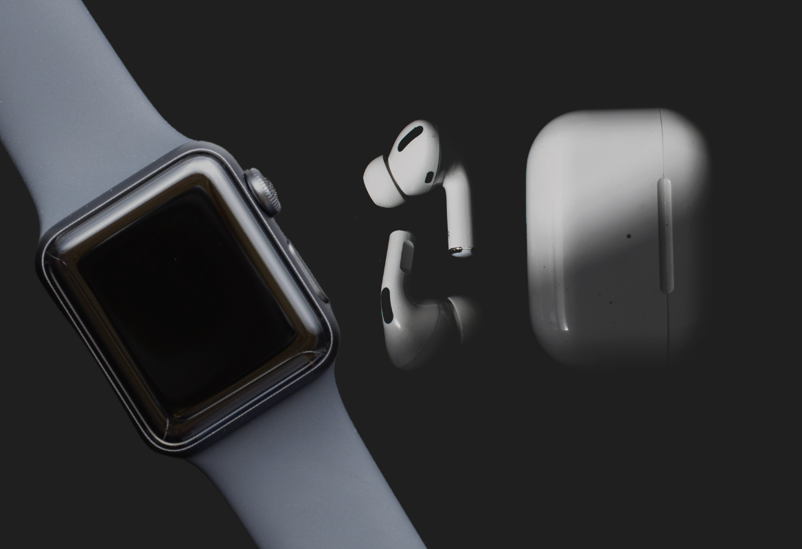 apple-watch-airpods-sap-ra-mat