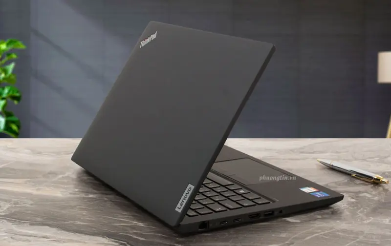 Lenovo ThinkPad T14 Gen 4 - Laptop doanh nhân bền bỉ, hiệu năng mạnh mẽ