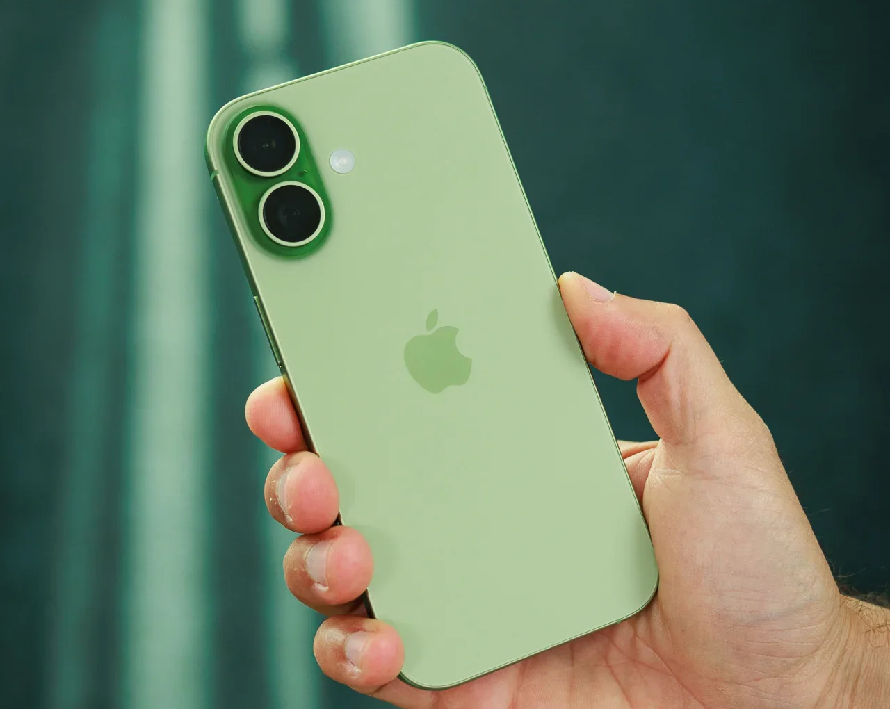 iPhone 18 lộ diện nâng cấp lớn: chip 2nm, RAM 12GB, AI và modem 5G “cây nhà lá vườn”